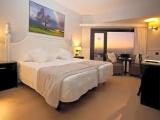 Deluxe room with sea view