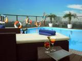 Deluxe Double room with city view
