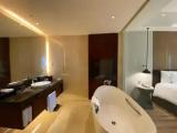 Suite with city view