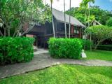 4 Bedrooms Cottage