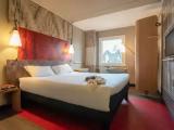 With View of a Typical Amsterdam Canal Double room