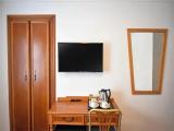 Standard room with city view