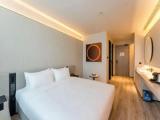 Deluxe Double room with street view