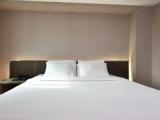 Standard Double room with city view