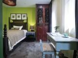 Standard Double room with courtyard view