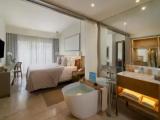 2 Bedrooms Master Suite