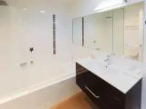 3 Bedrooms Apartment