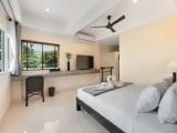 2 Bedrooms Standard Family room with balcony