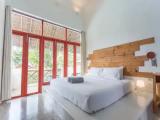 Deluxe Double room with garden view