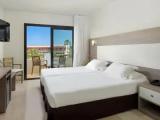 Double room with pool view