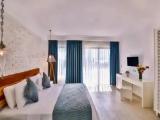 Standard room with city view