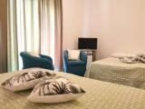 Standard Quadruple room with sea view