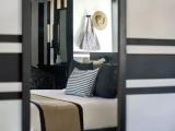 Grand room