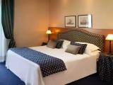 Classic room with partial sea view