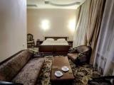 Suite with courtyard view