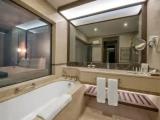 Superior room with pool view