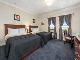 Queen Quadruple room