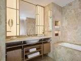 1 Bedroom Double Club Suite