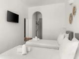 Superior room with pool view