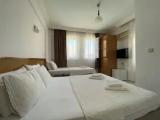 Standard Triple room with balcony