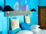 Deluxe room with pool view
