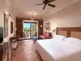 Deluxe room with sea view