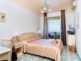 Standard Double room with balcony and with sea view