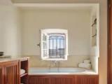 Junior Suite with land view