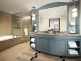 Back Bay Corner Double Suite