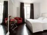 Deluxe Double room with city view