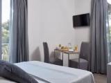 Family Suite with land view