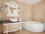 Double Suite with mountain view