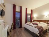 Classic room with balcony and with garden view
