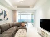 2 Bedrooms Luxury Apartment with balcony