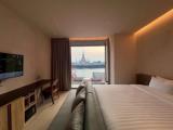 Standard room with river view