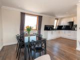 3 Bedrooms Deluxe Apartment