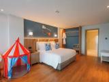 2 Bedrooms Family Suite with balcony