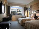 Executive Club room with city view