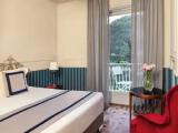 Premium Suite with park view