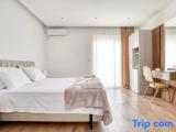 2 Bedrooms Luxury Apartment