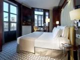Suite with view