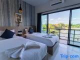 Deluxe room with river view