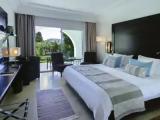 Deluxe room with pool view