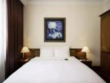 Century Twin Suite