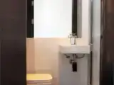 Single (no window) room