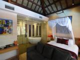 Suite with pool view