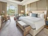 Deluxe Family room with garden view