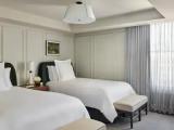 Superior Quadruple room with city view