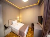 1 Bedroom Standard Triple Family room