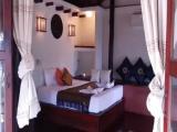 Deluxe Triple Bungalow with balcony and beachfront